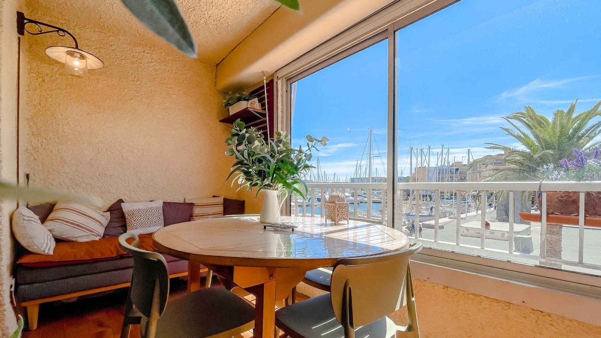 Retromirabeau "Cote Mer" - 29M2 - Lumineux - Terrasse Loggia - Vue Marina - Parking Securise - 2 A 3 Pers - Emplacement Top - Cheques Vacances Connect 그륏상 외부 사진